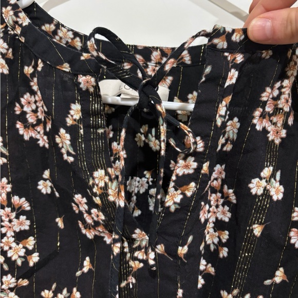 Women's Loft Black Shimmer Floral Tie Neck‎ Blouse Size XS - Picture 7 of 10